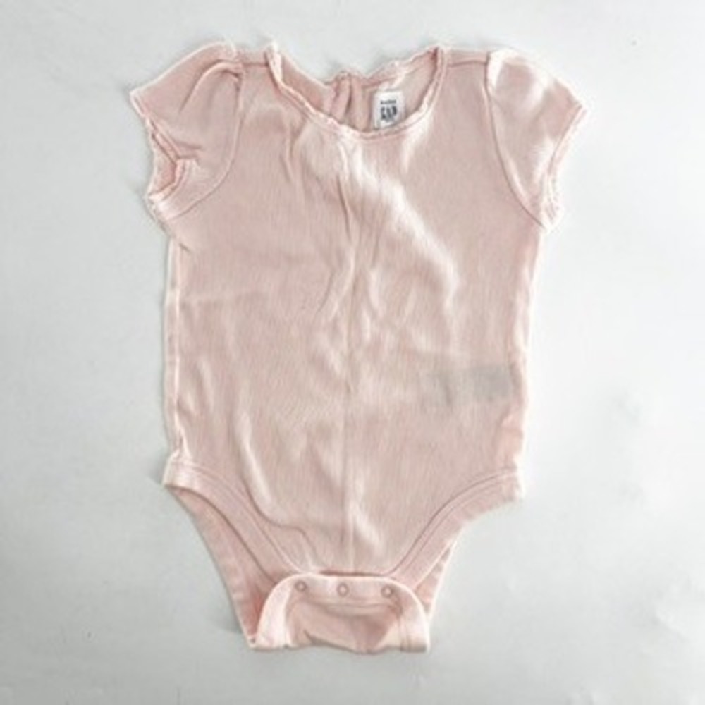 Baby Girl Gap Pink Ribbed Flutter Sleeve‎ Snap Bottom Bodysuit 18-24 Months